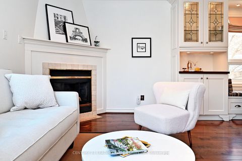 Photo 20 at 34 Pandora Court, Devonsleigh, Richmond Hill