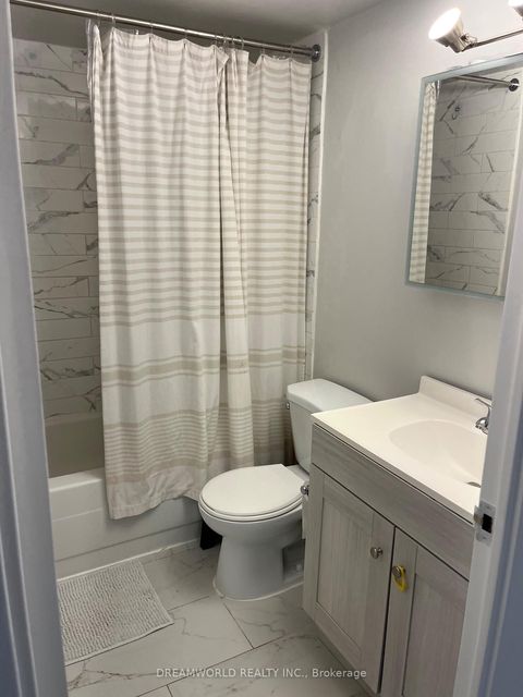 Photo 9 at 1004 - 5 Frith Road, Jane Heights, Toronto