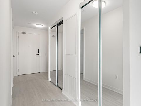 Photo 3 at 213 - 3883 Quartz Road, City Centre, Mississauga