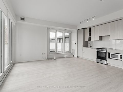 Photo 5 at 213 - 3883 Quartz Road, City Centre, Mississauga