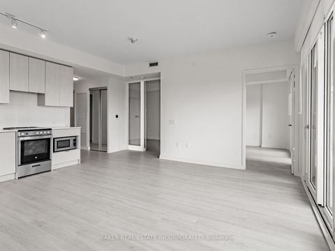 Photo 6 at 213 - 3883 Quartz Road, City Centre, Mississauga