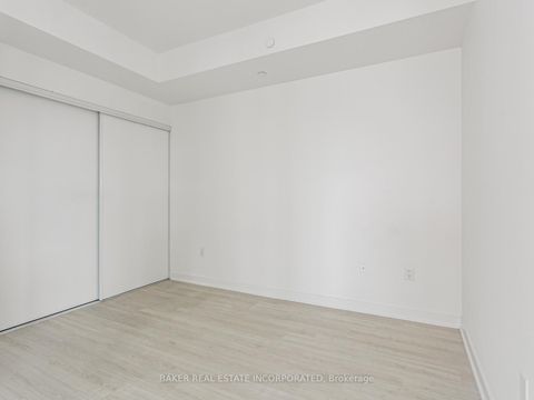 Photo 15 at 213 - 3883 Quartz Road, City Centre, Mississauga