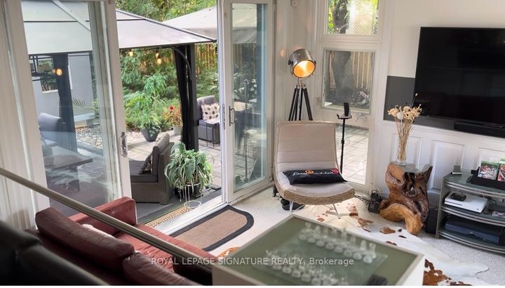 Photo 15 at 90 Berkinshaw Crescent, Don Mills, Toronto