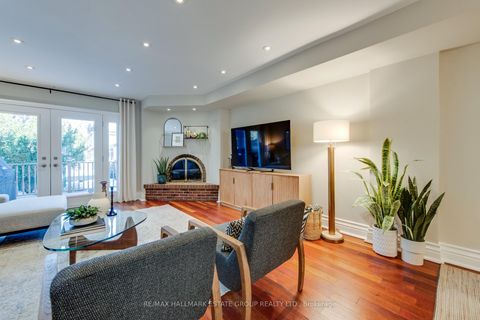 Photo 16 at 249 Beech Avenue, The Beaches, Toronto