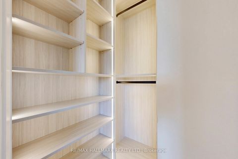 Photo 25 at 152 Olde Bayview Avenue, Oak Ridges Lake Wilcox, Richmond Hill