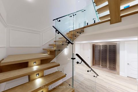 Photo 35 at 152 Olde Bayview Avenue, Oak Ridges Lake Wilcox, Richmond Hill