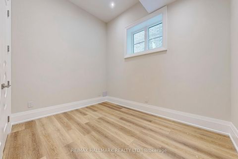 Photo 42 at 152 Olde Bayview Avenue, Oak Ridges Lake Wilcox, Richmond Hill