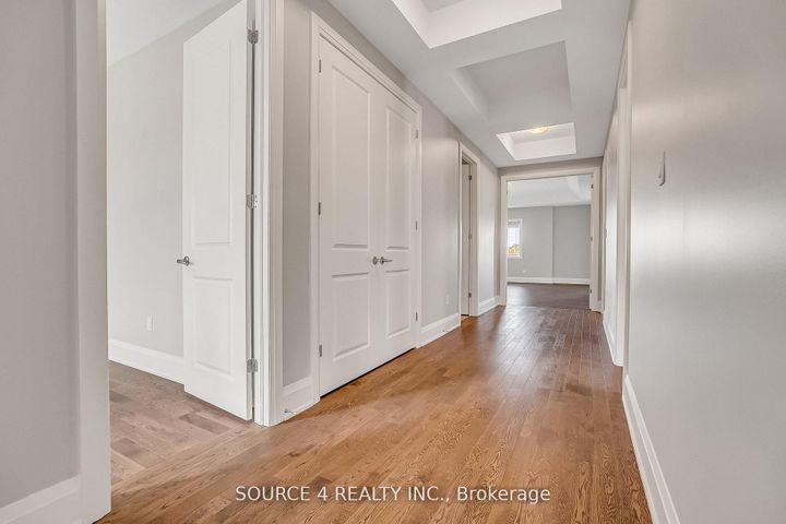 Photo 17 at 522 Kleinburg Summit Way, Kleinburg, Vaughan