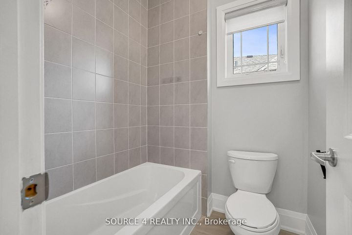 Photo 29 at 522 Kleinburg Summit Way, Kleinburg, Vaughan