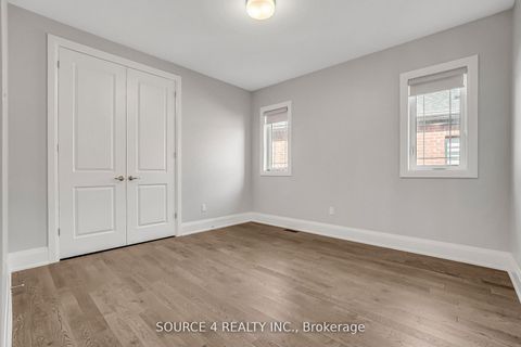 Photo 24 at 522 Kleinburg Summit Way, Kleinburg, Vaughan