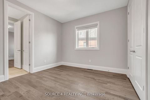 Photo 27 at 522 Kleinburg Summit Way, Kleinburg, Vaughan