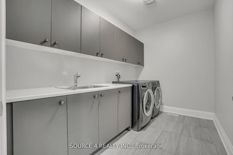 Photo 30 at 522 Kleinburg Summit Way, Kleinburg, Vaughan