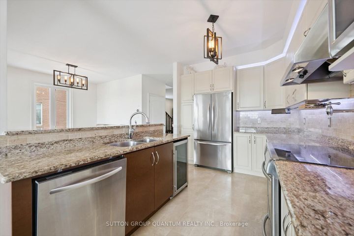 Photo 10 at 68 Westowanis Drive, Clairville, Toronto
