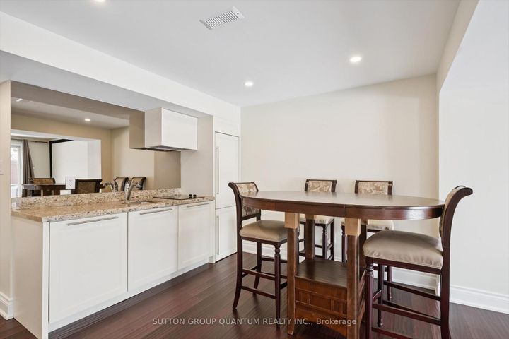 Photo 33 at 68 Westowanis Drive, Clairville, Toronto