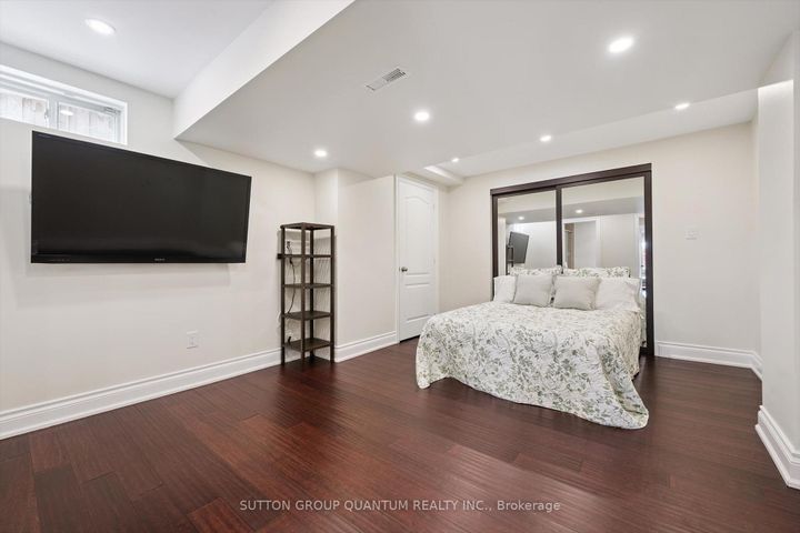 Photo 34 at 68 Westowanis Drive, Clairville, Toronto