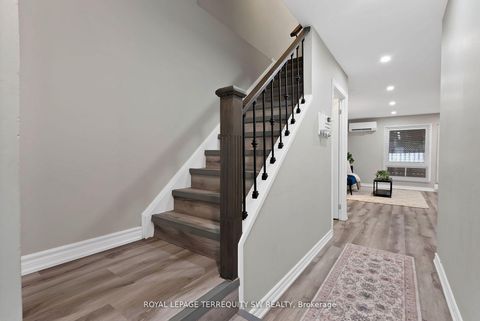 Photo 13 at 158 Woody Vine Way, Bayview Village, Toronto