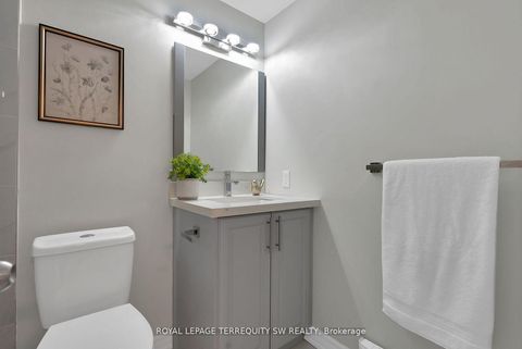Photo 21 at 158 Woody Vine Way, Bayview Village, Toronto
