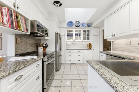 Photo 16 at 21 Ivy Lea Crescent, Queensway, Toronto