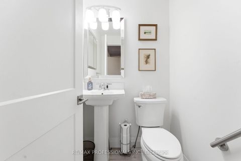 Photo 21 at 21 Ivy Lea Crescent, Queensway, Toronto