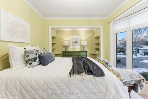 Photo 28 at 21 Ivy Lea Crescent, Queensway, Toronto