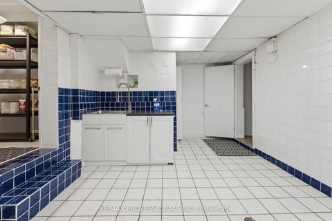 Photo 38 at 21 Ivy Lea Crescent, Queensway, Toronto