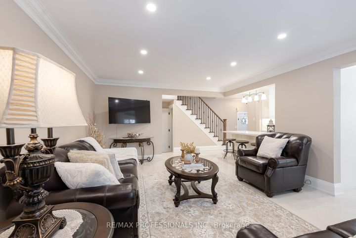 Photo 17 at 99 Desert Sand Drive, Wellington, Brampton