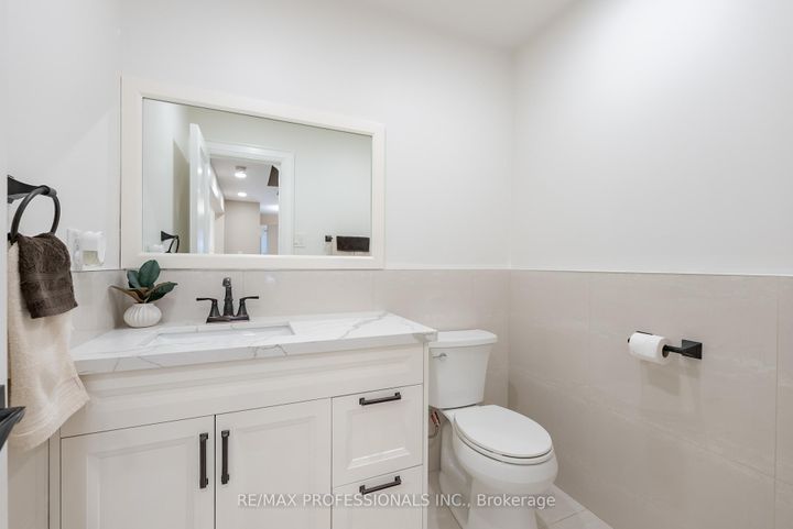 Photo 18 at 99 Desert Sand Drive, Wellington, Brampton