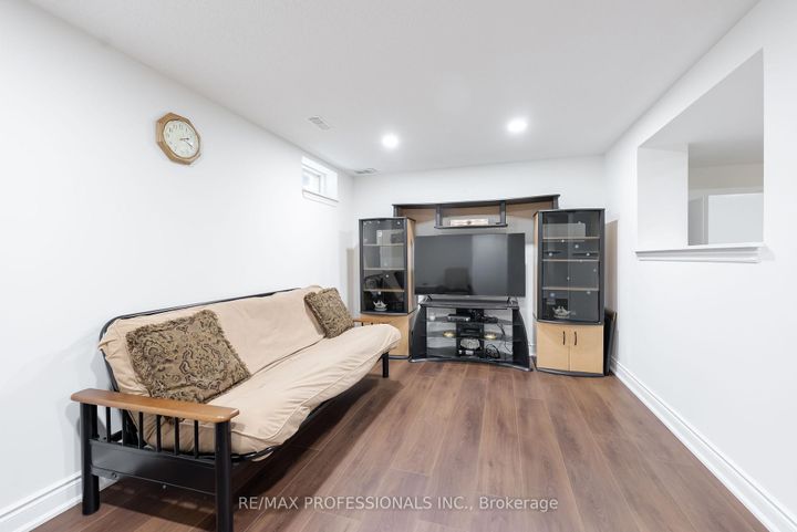 Photo 30 at 99 Desert Sand Drive, Wellington, Brampton