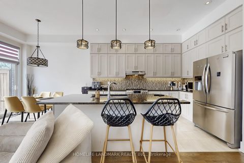 Photo 9 at 22 Crestridge Drive, Patterson, Vaughan