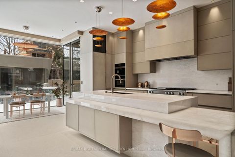 Photo 12 at 210 Glenayr Road, Forest Hill South, Toronto