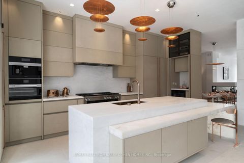 Photo 13 at 210 Glenayr Road, Forest Hill South, Toronto