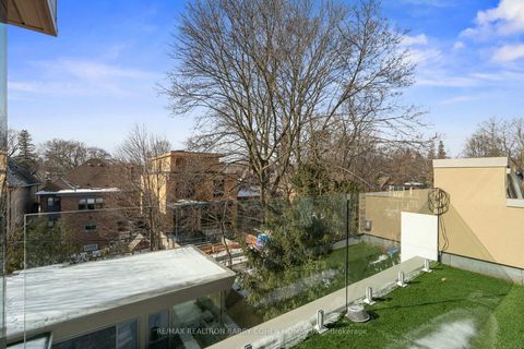 Photo 27 at 210 Glenayr Road, Forest Hill South, Toronto