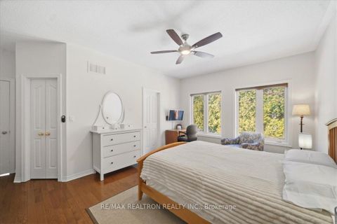 Photo 16 at 28 Headwater Crescent, Oak Ridges Lake Wilcox, Richmond Hill