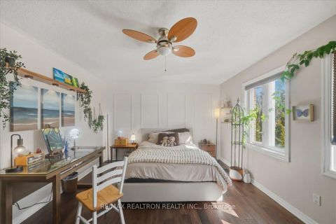 Photo 22 at 28 Headwater Crescent, Oak Ridges Lake Wilcox, Richmond Hill