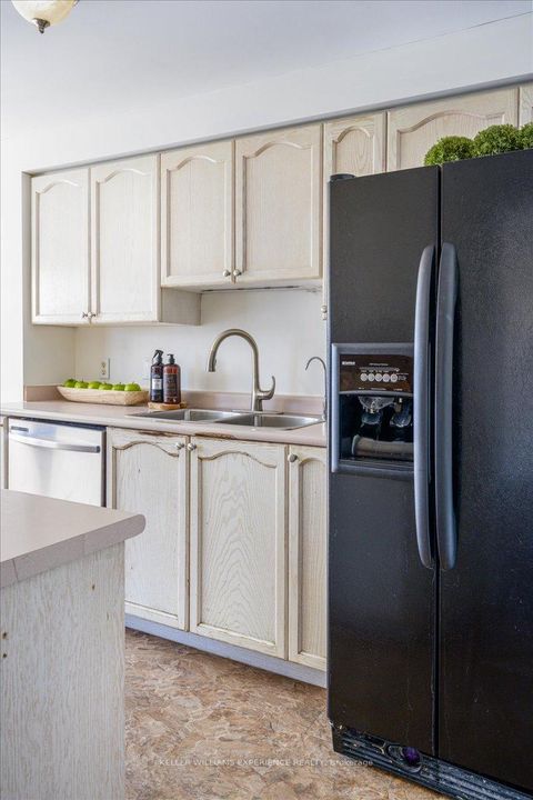 Photo 20 at 70 Weymouth Road, Georgian Drive, Barrie