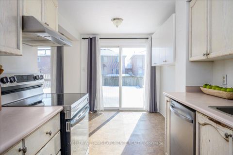 Photo 21 at 70 Weymouth Road, Georgian Drive, Barrie