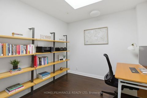 Photo 19 at 41 - 23 Valhalla Inn Road, City Centre West, Toronto