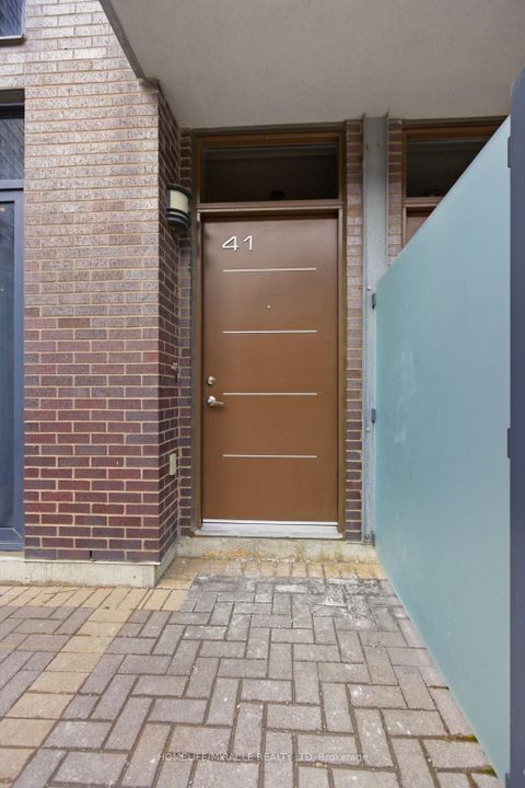 Photo 27 at 41 - 23 Valhalla Inn Road, City Centre West, Toronto