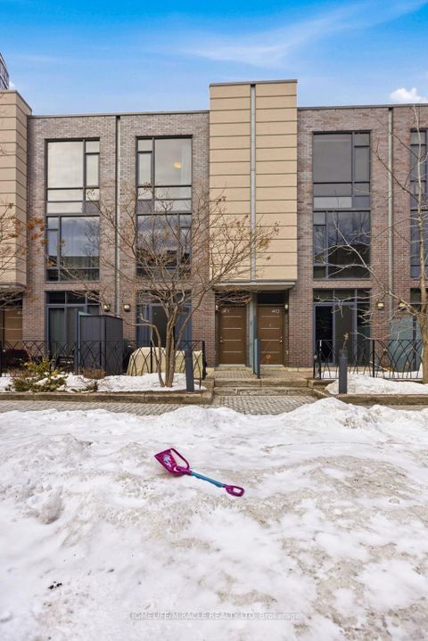 Photo 32 at 41 - 23 Valhalla Inn Road, City Centre West, Toronto