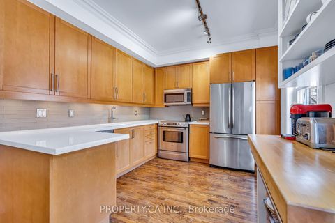 Photo 18 at 50 Stanley Terrace, Niagara, Toronto