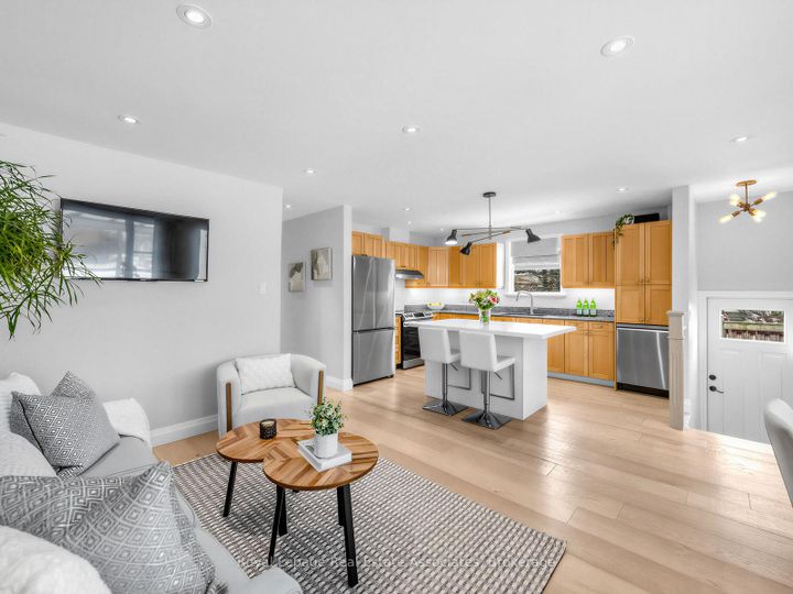 Photo 6 at 96 Angelene Street, Mineola, Mississauga