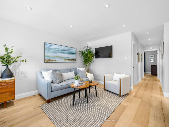 Photo 11 at 96 Angelene Street, Mineola, Mississauga