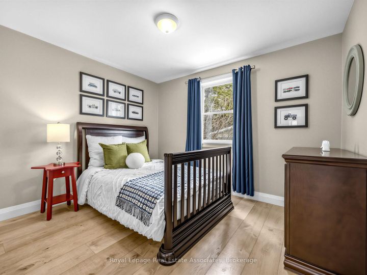 Photo 13 at 96 Angelene Street, Mineola, Mississauga