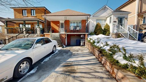 Photo 1 at 52 Montcalm Avenue, Belgravia, Toronto