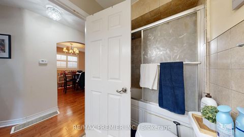 Photo 19 at 52 Montcalm Avenue, Belgravia, Toronto