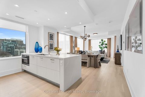 Photo 7 at 610 - 455 Wellington Street W, Waterfront Communities C1, Toronto