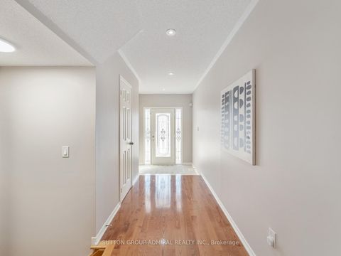 Photo 3 at 76 Orion Avenue, Vellore Village, Vaughan