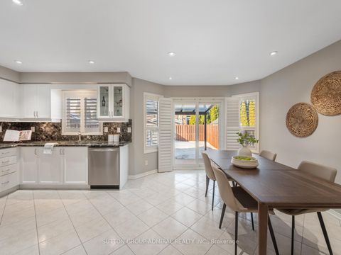 Photo 8 at 76 Orion Avenue, Vellore Village, Vaughan