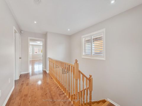 Photo 14 at 76 Orion Avenue, Vellore Village, Vaughan