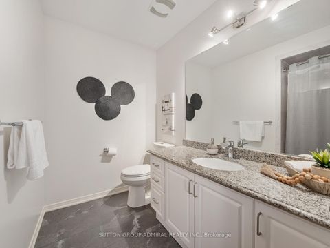 Photo 18 at 76 Orion Avenue, Vellore Village, Vaughan